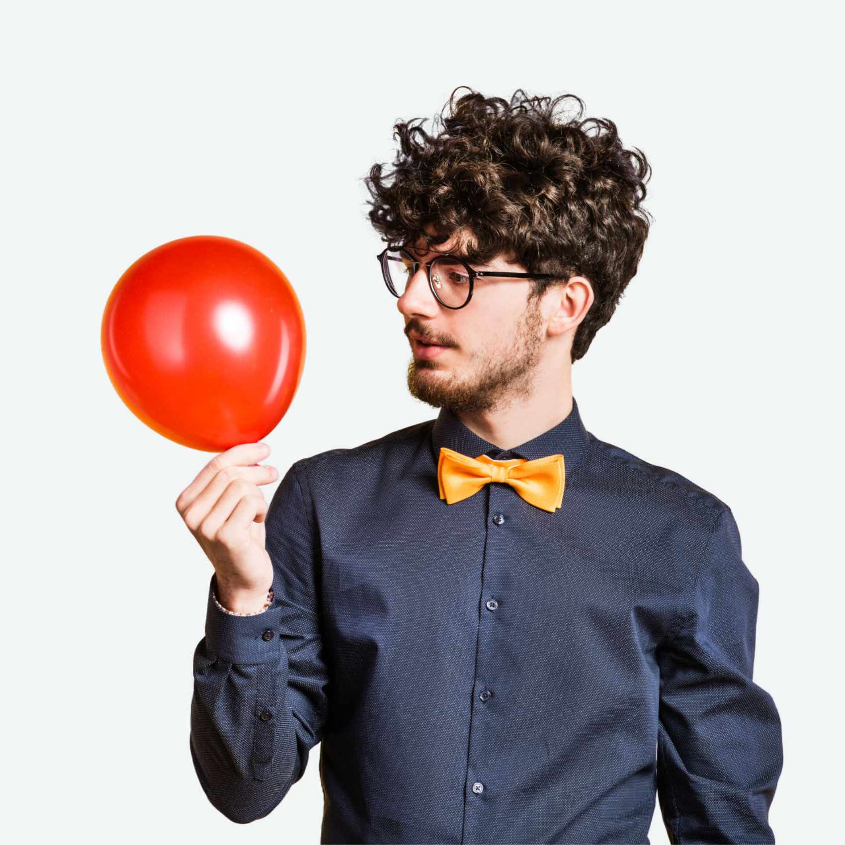 2portrait-of-a-young-man-with-balloon-in-a-studio-o-PVZ9D6L.jpg